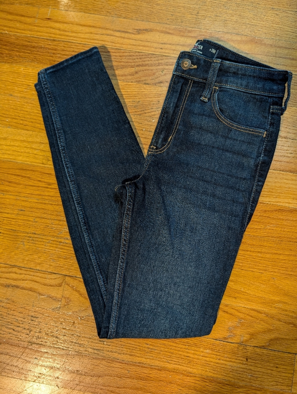 Hollister Women Curvy High-Rise Dark Wash Skinny Jeans 26R